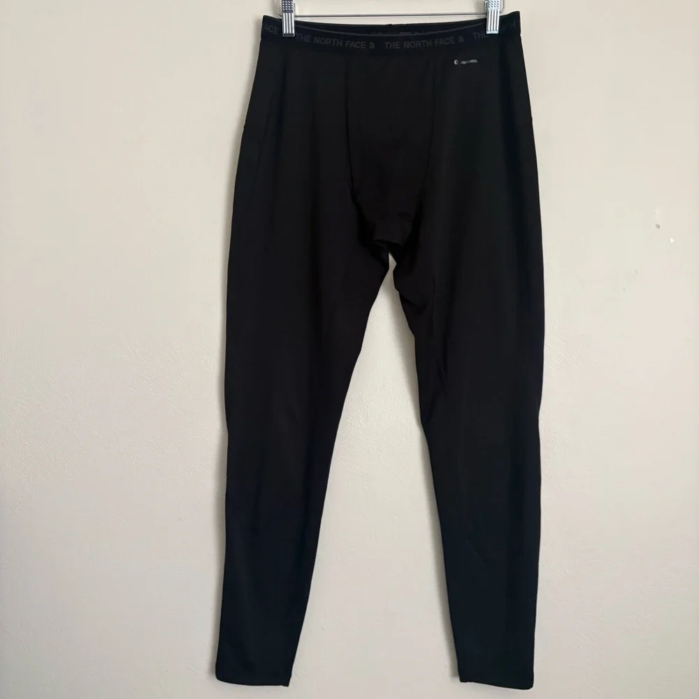 The North Face Black Performance Baselayer Flash Dry Activewear Outdoor Sz M